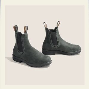 #1630 Blundstones — Women’s Originals Hight Top Boots (Rustic Black)
